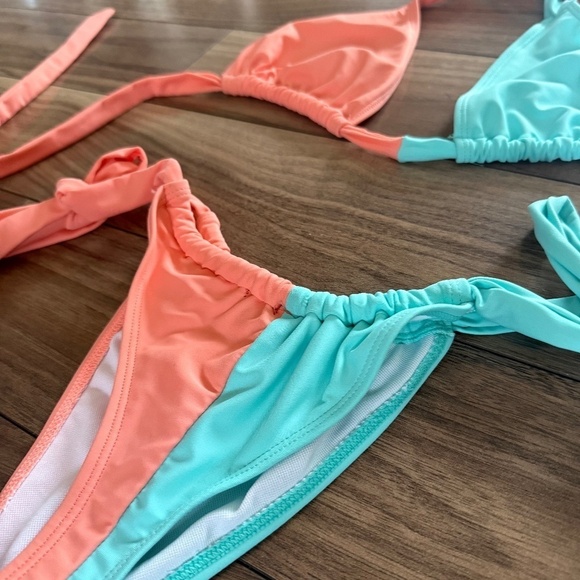Nasty Gal Color Block Tie-Up Bikini | Size 6 | Light Pink & Light Blue - Picture 4 of 5